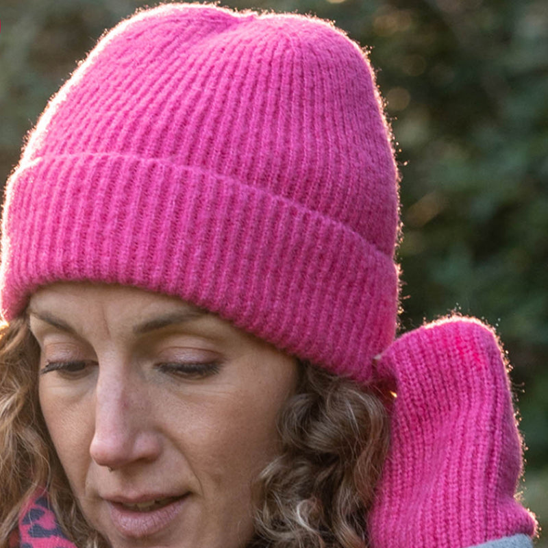 (b4) P.O.M. Bright Pink Beanie Hat