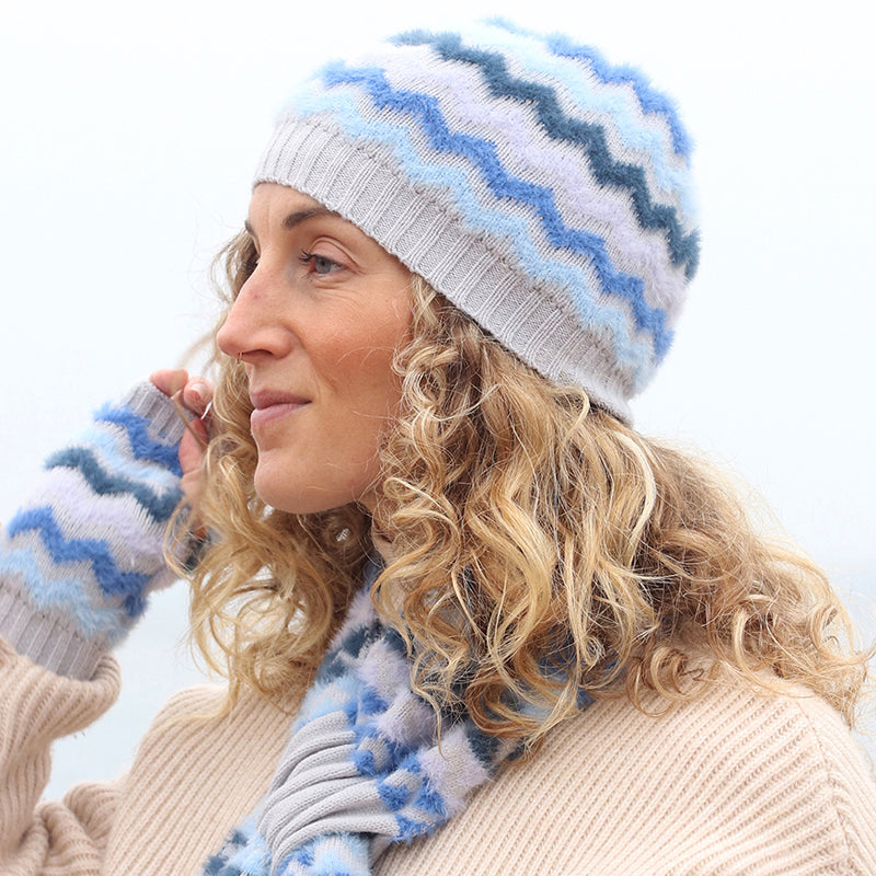(a1) P.O.M. Blue Mix Chevron Beanie Hat