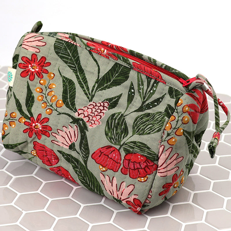 (c1) P.O.M.  Pink Mix Cotton Quilted Small Cosmetic Make-Up Bag