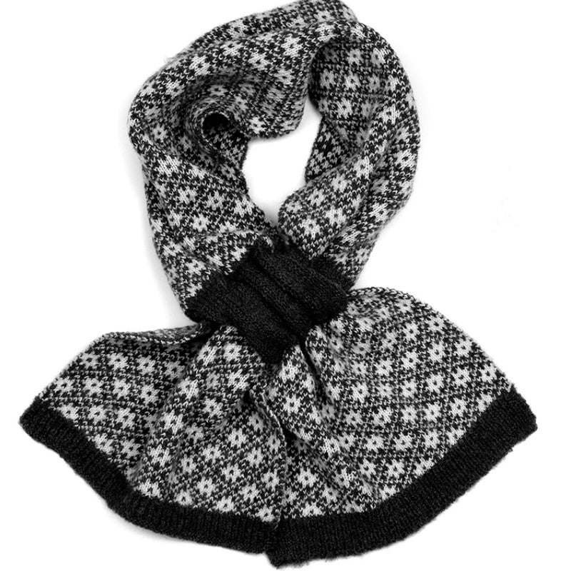 (b7) P.O.M Scandi Black White Pull Through Scarf